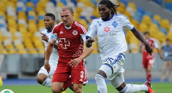 Мбокани в действии, фото Илья Хохлов, Football.ua