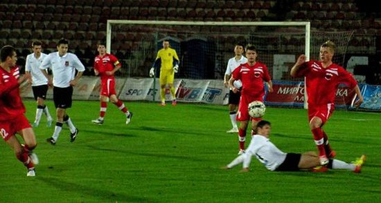 Сталь снова сыграет с Гелиосом, фото fcstal.lg.ua