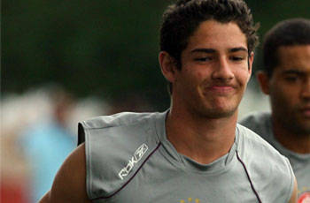 Алешандре Пато