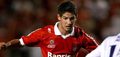 Алешандре Пато