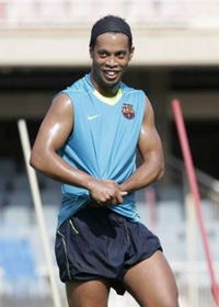 Роналдиньо вспотел, Reuters