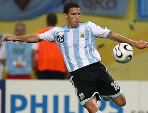 Макси Родригес снова в сборной