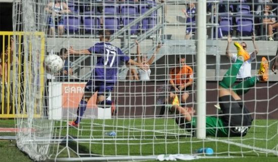 Бруно - автор единственного и победного гола, Photo News