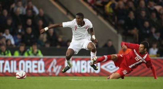 Миливоевич (справа) в матче за молодежную сборную Сербии, Getty Images