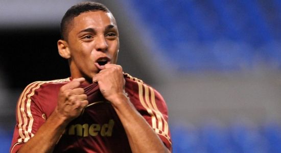 Уоллес, фото sambafoot.com