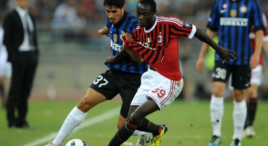 Кингсли Боатенг в матче против примаверы Интера, AFP