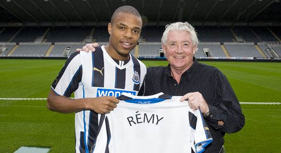 Представление Реми, фото nufc.co.uk