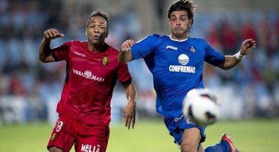 Торрес (справа) в игре за Хетафе, Getty Images