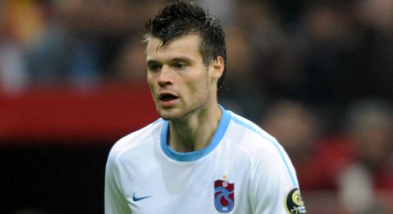 Ондржей Челюстка, skysports.com