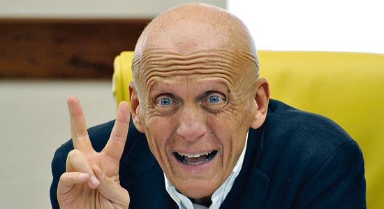 Коллина со своей блестящей прической, фото vz.ua