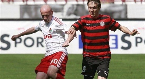 Бурмистров (справа) возвращается в Анжи, Getty Images