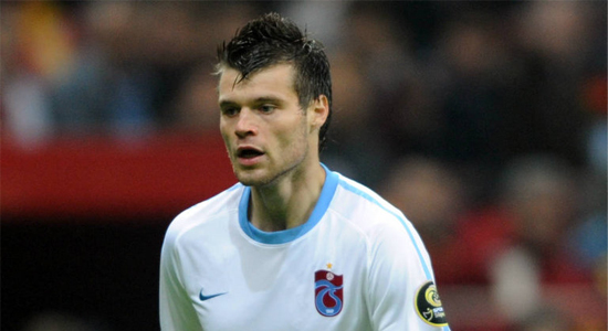 Онджей Челюстка, skysports.com