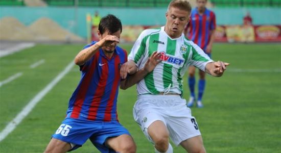 Тищенко против Арсенала, фото Маркияна Лысейко, Football.ua