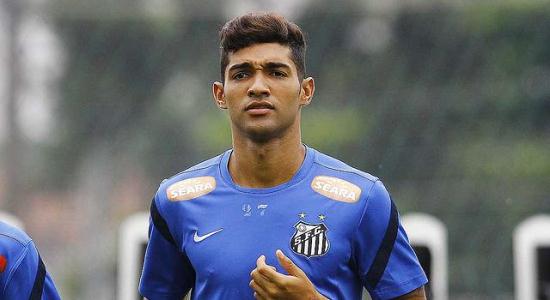 Алан Сантос, gazetaesportiva.net