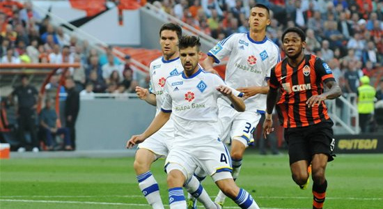 Мигел Велозу в матче против Шахтера, фото - Михаил Масловский, Football.ua