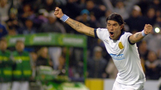 Себастьян Абреу, первый гол в Аргентине, фото infobae.com