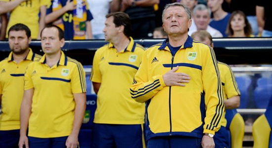 Мирон Маркевич со своими помощниками. Фото Дмитрия Неймырка, Football.ua