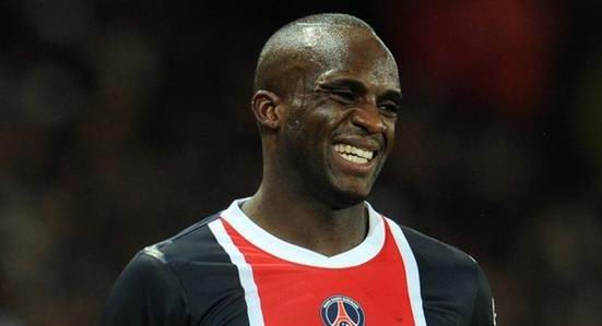 Момо Сиссоко, AP