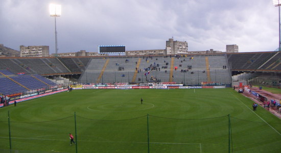 Стадио Сант'Элия, giornaledipuglia.com