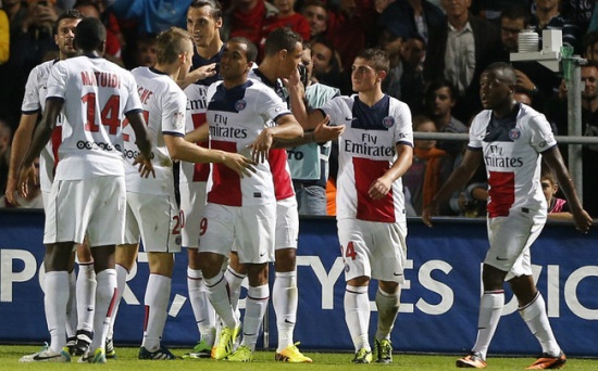 Моура принимает поздравления, Getty Images