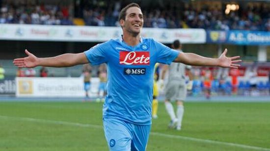 Игуаин открыл счет, фото ANSA 