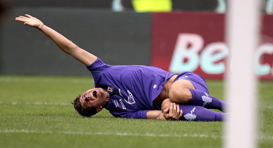 Марио Гомес в ближайшее время Фиалкам не поможет. Фото Getty Images