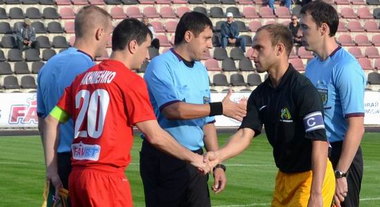 Сталь сохраняет лидерство, fcstal