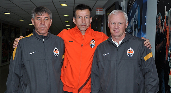 Владимир Иванов (справа)