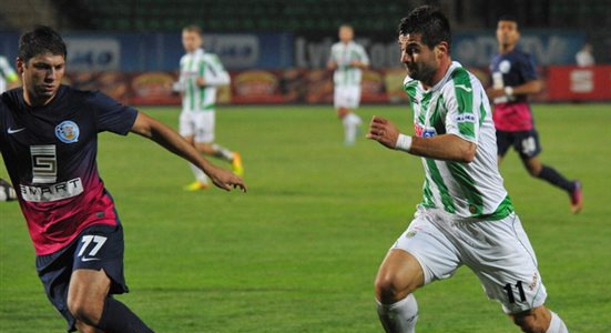 Младен Бартулович (справа). Фото Маркияна Лысейко, Football.ua