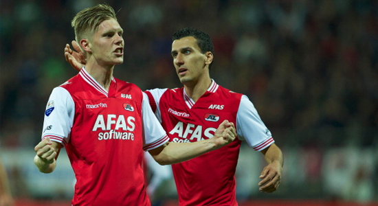 Арон Йоханнссон (слева) забил победный мяч в ворота ПСВ, Getty Images