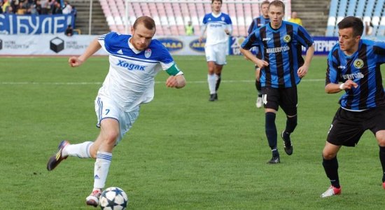 Захаревич затерзал редуты макеевчан, fcslavutich.ck.ua