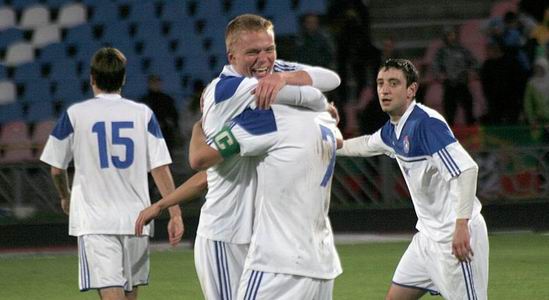 Славитуч снова первый, fcslavutich.ck.ua