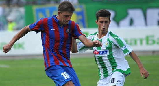 Костевич против Шацких. Фото - Маркиян Лысейко, Football.ua