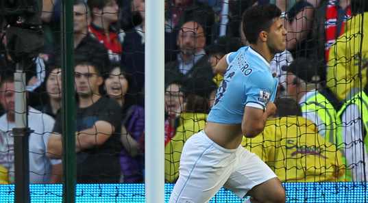 Агуэро сделал дубль, yahoo.com