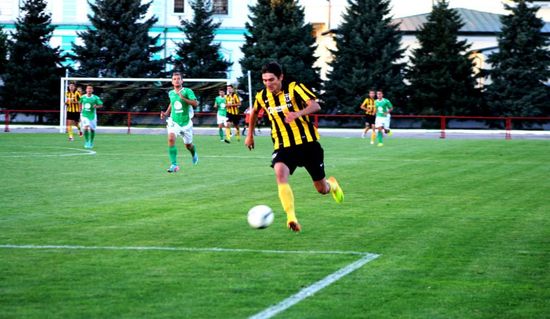 Евгений Радинонов, фото ФК Нафтовик-Укрнафта