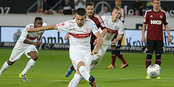 Ибишевич открывает счет с пенальти, фото imago