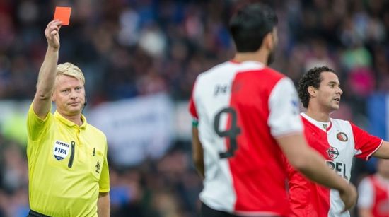 Фейенорд потерял очки и капитана, ANP