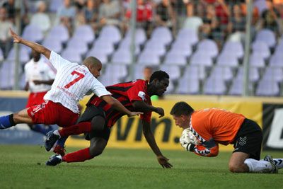 Гамбург безуспешно атаковал в Венгрии, hsv.de