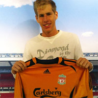 Петер Гулаши