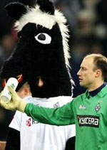 Кейси Келлер справа, fans.com.ua