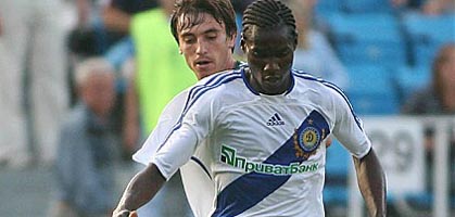 Исма опять отличился, фото из архива fcdynamo.kiev,ua