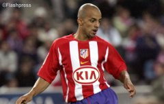 Петер Люксен