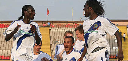 Допрыгались: один до гола, другой до перелома, fcdynamo.kiev.ua