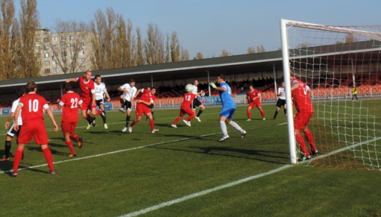 Реал Фарма пропустил 12 голов в последних двух матчах, фото gornyak-sport.net