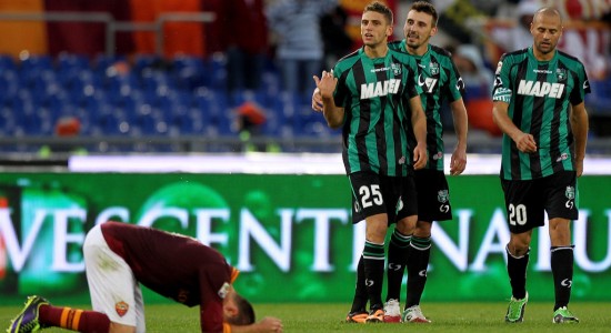 Точный удар Берарди (25) на последних минутах лишил победы столичную Рому, Getty Images