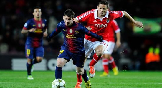 Матич против Месси, mirror.co.uk