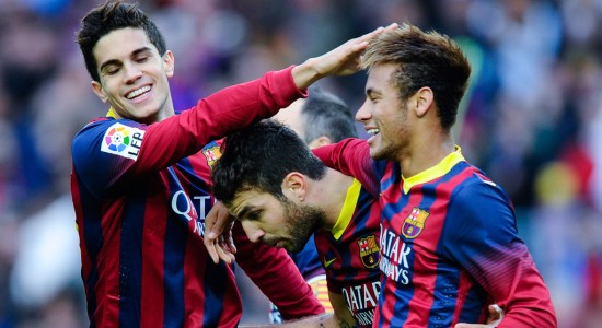 Каталонцы празднуют гол Фабрегаса, Getty Images