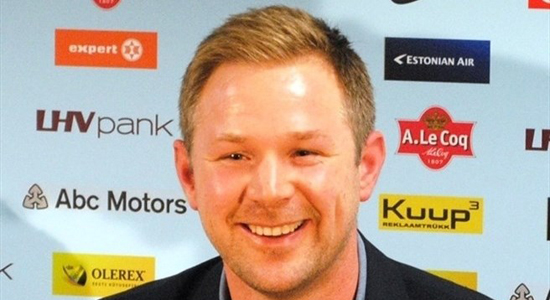 Собственной перссоной. ©Estonian FA