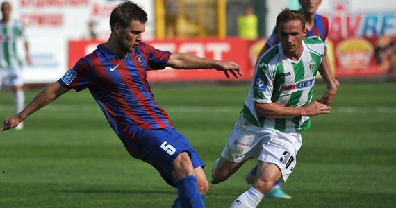 Кирилл Петров (слева), фото М.Лысейко, Football.ua