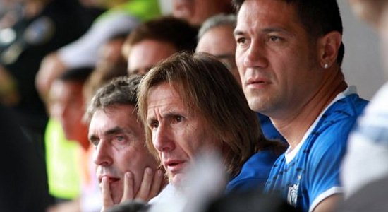 Гарека (посередине) и Флорес (справа), rosarion.com